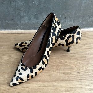 Donald J. Pliner leopard print heels. Made in Spain, size 10. Great condition!